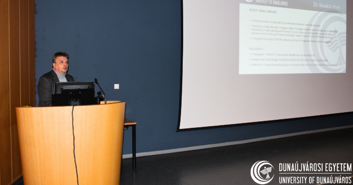 Dr. Sánta Róbert intézetigazgató (Műszaki Intézet)