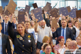 Több év munkája ért célba a diplomaátadón