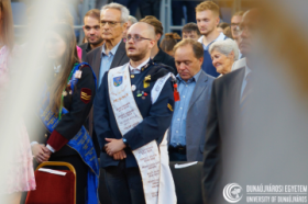 Elismerések a tanévnyitón