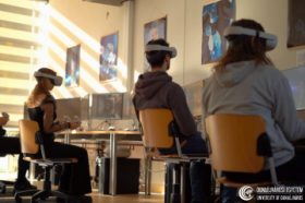 VR labor bemutató a Dunaújvárosi Egyetemen (DUE)