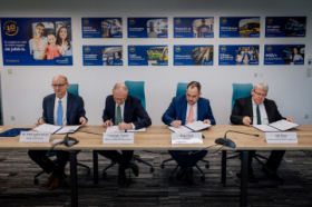 Új szakirány, közös toborzási- és ösztöndíjprogram - Megerősítette együttműködését a Dunaújvárosi Egyetem és a MÁV Zrt.